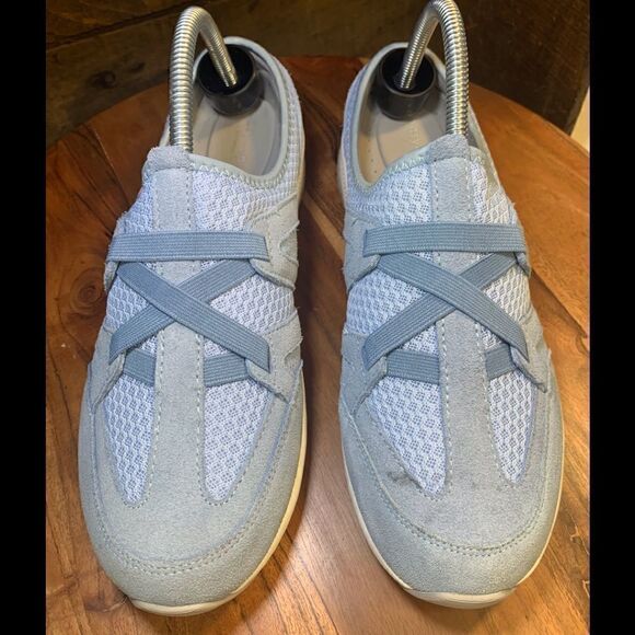 Easy Spirit womens sneakers.  Inv 5247A - Picture 1 of 6